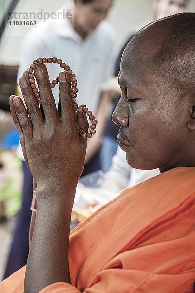 Betender Mönch  Thailand