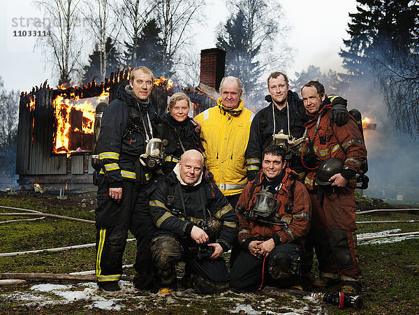 Gruppe von Feuerwehrleuten  Porträt