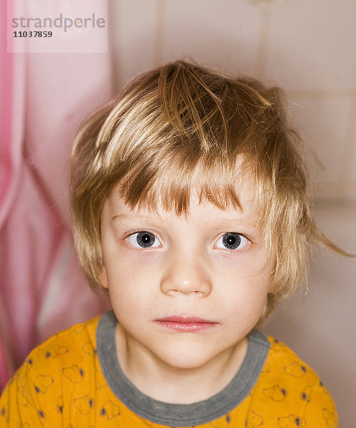 Porträt eines kleinen Jungen  Schweden.