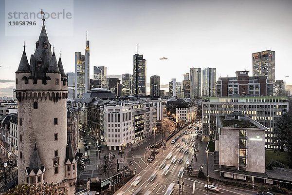 Skyline mit Eschenheimer Turm  Frankfurt am Main  Hessen  Deutschland  Europa