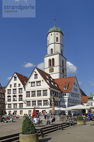 Marktplatz  simultane Stadtpfarrkirche St. Maria und Martin  Biberach an der Riß  Oberschwaben  Baden-Württemberg  Deutschland  Europa