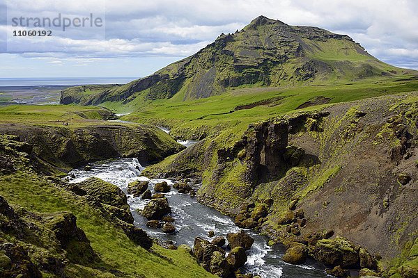 Fluss Skoga  Sudurland  Island  Europa