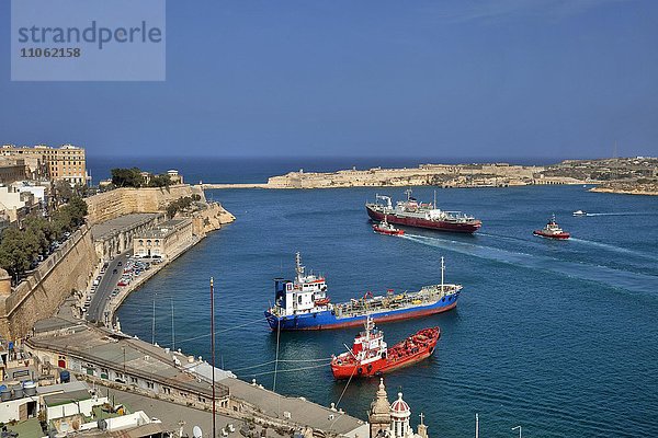 Schiffe im Hafen  Valletta  Malta  Europa