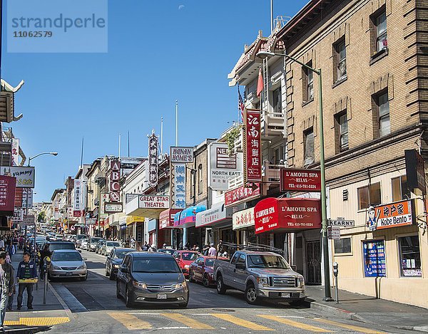 Straßenszene  Chinatown  San Francisco  Kalifornien  USA  Nordamerika