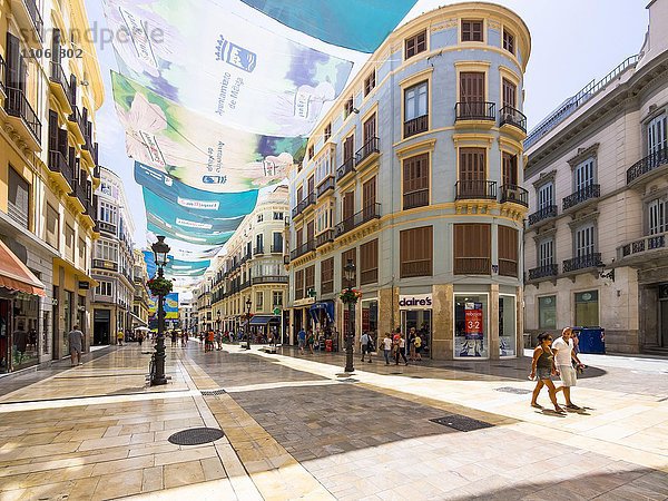 Calle de Molina Lario  Einkaufsstraße  Fußgängerzone  Malaga  Costa del Sol  Andalusien  Spanien  Europa