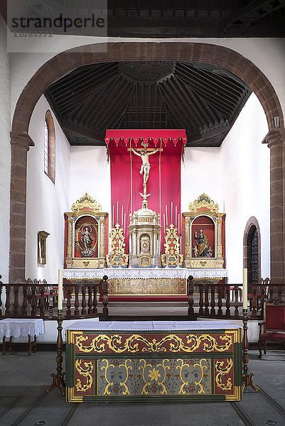 Altarraum der Kirche Iglesia Nuestra Senora de la Asuncón  San Sebastian de la Gomera  La Gomera  Kanarische Inseln  Spanien  Europa