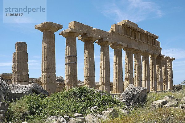 Griechischer antiker Tempel C  Akropolis  Archäologischer Park Selinunt  Selinunt  Sizilien  Italien  Europa