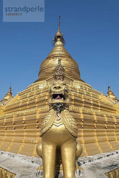 Kuthodaw-Pagode  Mahalawka Marazein  buddhistischer Stupa in Mandalay  Myanmar  Asien