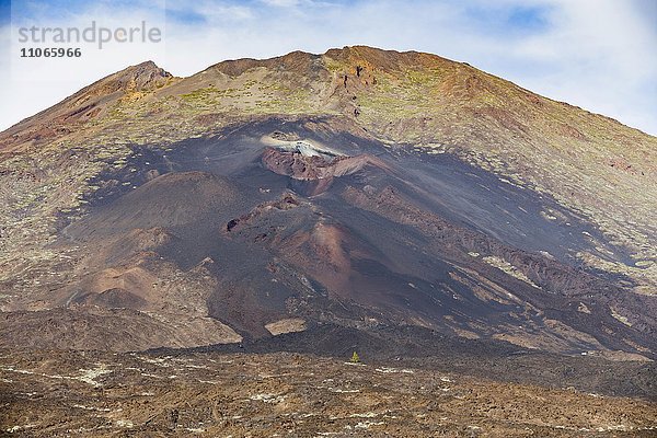 Pico Viejo oder Chahorra mit den Narices del Teide  Nasenlöcher des Teide  Teneriffa  Kanarische Inseln  Spanien  Europa