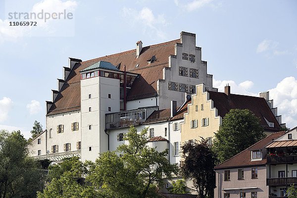 Ehemaliges Schloss  jetzt Altenheim  Wasserburg am Inn  Oberbayern  Bayern  Deutschland  Europa