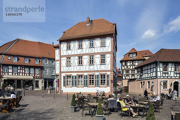 Altes Schulhaus von 1703  Altstadt  Seligenstadt  Hessen  Deutschland  Europa