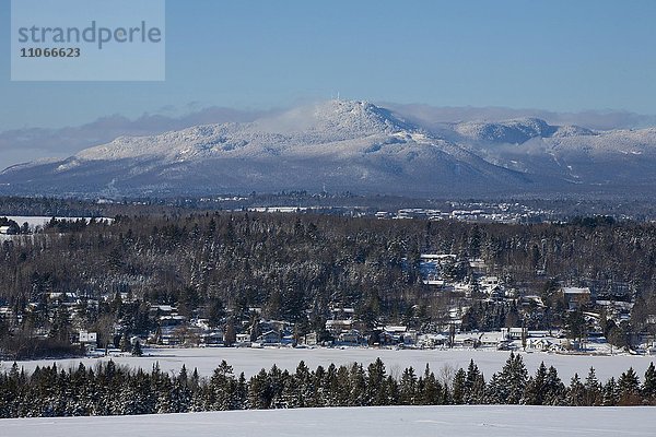 Mount Orford  Orford Gebirge im Winter  Eastern Townships  Québec  Kanada  Nordamerika