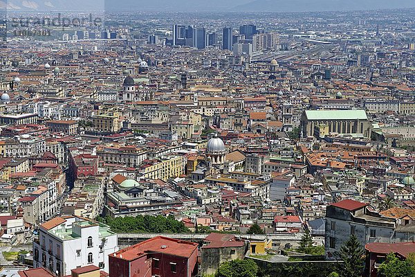 Aussicht über die Stadt  vom Castel Sant´Elmo  Neapel  Kampanien  Italien  Europa