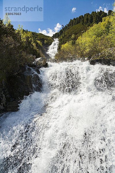 Wasserfall Riepenbach  Schlegeis  Zillertal  Tirol  Österreich  Europa