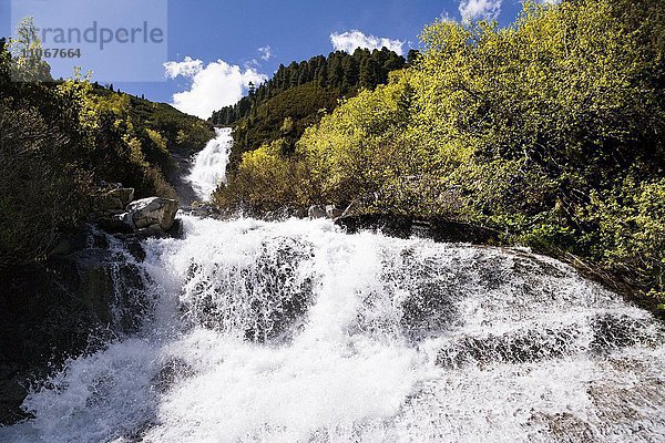 Wasserfall Riepenbach  Schlegeis  Zillertal  Tirol  Österreich  Europa