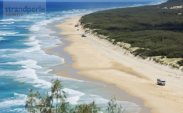 Seventy-Five Mile Beach  75 Mile Beach  Great Sandy National Park  Fraser Island  UNESCO-Weltnaturerbe  Queensland  Australien  Ozeanien