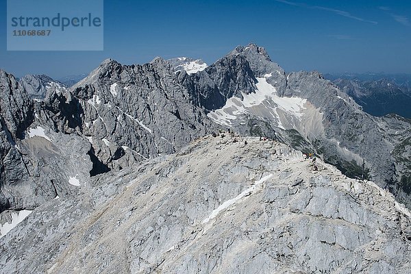 Alpspitze  Alpspitzgipfel  Jubiläumsgrat zur Zugspitze  Wettersteingebirge  Garmisch-Partenkirchen  Oberbayern  Bayern  Deutschland  Europa