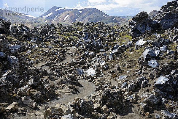 Lavaglas  Obsidian  Laugahraun  Fjallabak Nationalpark  Landmannalaugar  Island  Europa