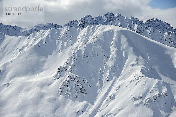 Piengkopf  hinten Plamorter Spitze und Bergkastelspitze  Nauders am Reschenpass  Tirol  Österreich  Europa