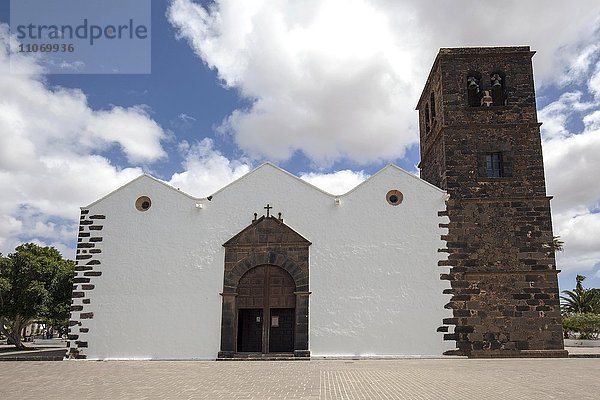 Kirche Iglesia de Nuestra Señora de la Candelaria  La Oliva  Fuerteventura  Kanarische Inseln  Spanien  Europa