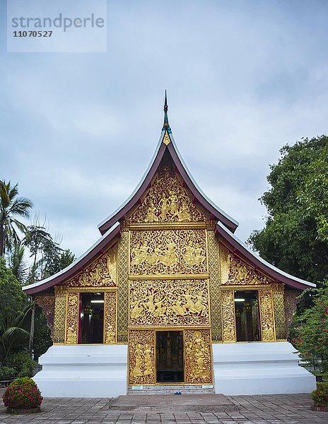 Begräbniskapelle in der Tempelanlage Wat Xieng Thong  Luang Prabang  Laos  Asien
