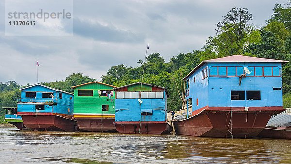 Hausboote auf dem Mekong  Luang Prabang  Provinz Louangphabang  Laos  Asien