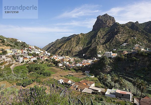 Vallehermoso mit Roque Cano  La Gomera  Kanarische Inseln  Spanien  Europa