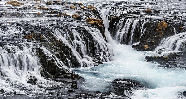 Wasserfall Bruarfoss im Winter  bei Selfoss  Südisland  Island  Europa