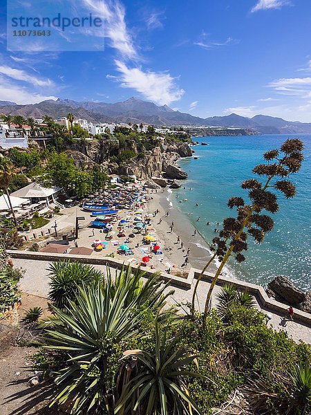 Strand Playa Calahonda  Nerja  Provinz Málaga  Costa del Sol  Andalusien  Spanien  Europa