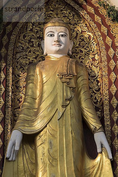 Buddha-Statue  Laymyatnar-Pagode  Bago  Myanmar  Asien