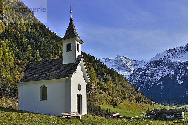 Kelderkapelle  dahinter Olperer und Fußstein  Vals  Valsertal  Tirol  Österreich  Europa