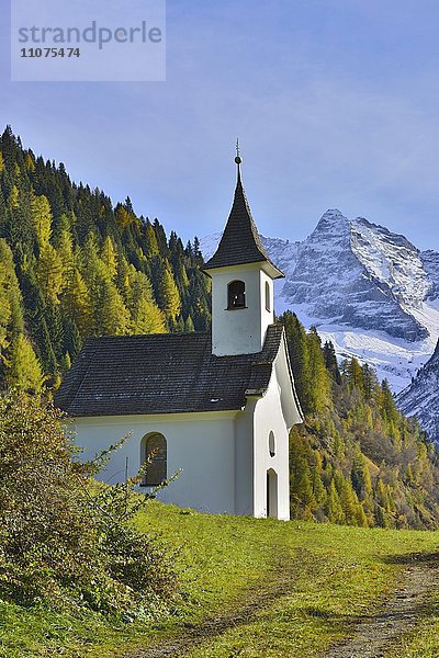 Kelderkapelle  dahinter Olperer und Fußstein  Vals  Valsertal  Tirol  Österreich  Europa