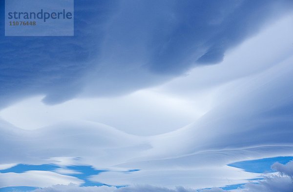 Wolken  Nationalpark Torres del Paine  Patagonien  Chile  Südamerika
