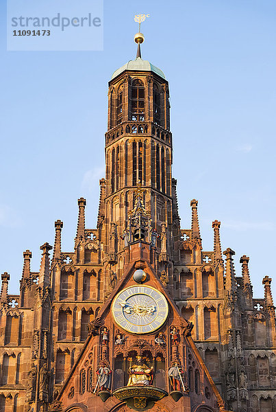 Deutschland  Nürnberg  Blick zur Westfassade der Frauenkirche