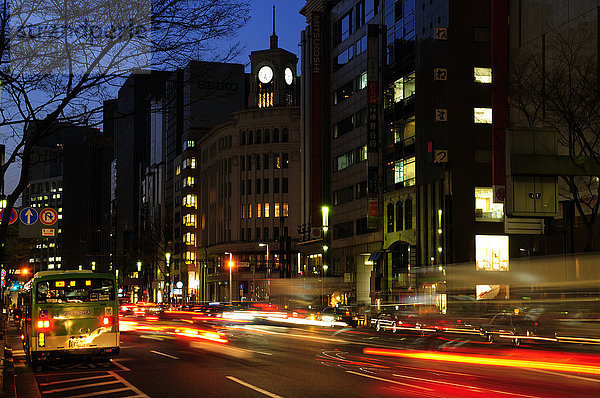 Dunkle Ginza aufgrund von Stromeinsparungen  Chuo Ward  Präfektur Tokio  Honshu  Japan
