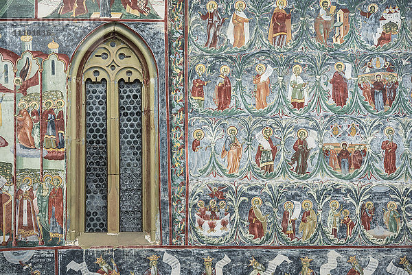 Wandmalereien im Sucevita-Kloster  einer gotischen Kirche  einer der bemalten Kirchen Nordmoldawiens  UNESCO-Weltkulturerbe  Bukowina  Rumänien  Europa