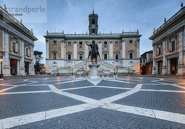 Piazza del Campidoglio  wo römische Gottheiten gepriesen wurden und heute Sitz der Regierung  Rom  Latium  Italien  Europa