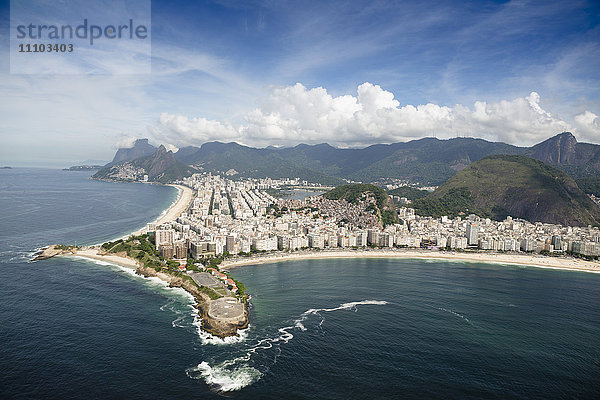 Luftaufnahme  Rio de Janeiro  Brasilien  Südamerika