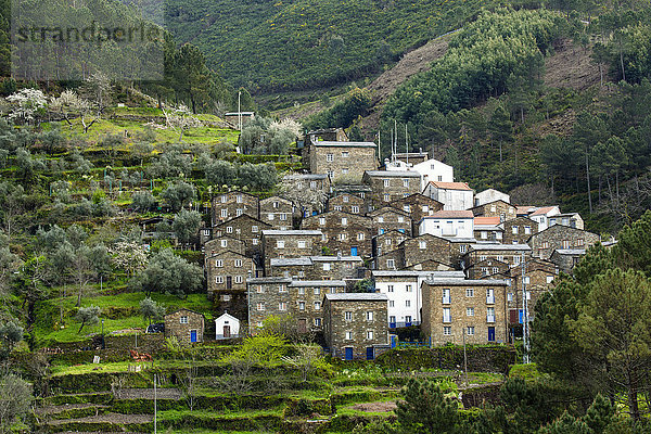 Das mittelalterliche Dorf Piodao in den Bergen der Serra da Estrela  Piodao  Bezirk Coimbra  Beira  Portugal  Europa