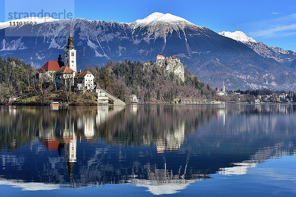 Bleder See mit der Kirche Santa Maria (Mariä Himmelfahrt)  Gorenjska  Julische Alpen  Slowenien  Europa