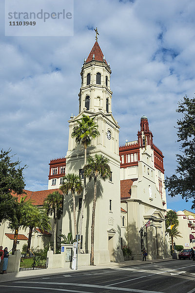 Die Kathedralenbasilika von St. Augustine  St. Augustine  älteste durchgehend bewohnte Siedlung europäischer Herkunft  Florida  Vereinigte Staaten von Amerika  Nordamerika