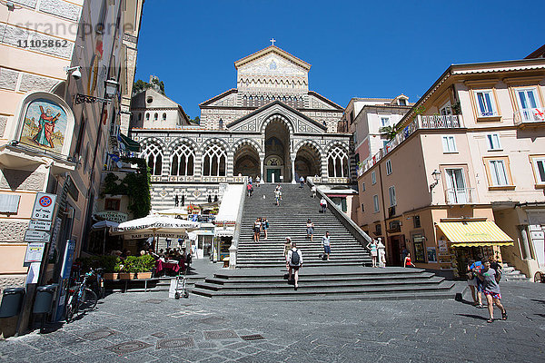 Piazza Duomo  Duomo di Amalfi  Amalfi  Costiera Amalfitana (Amalfiküste)  UNESCO-Weltkulturerbe  Kampanien  Italien  Europa