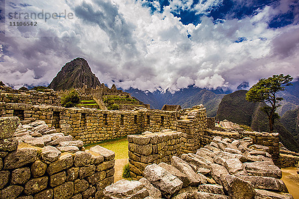 Machu Picchu Inka-Ruinen  UNESCO-Weltkulturerbe  Heiliges Tal  Peru  Südamerika