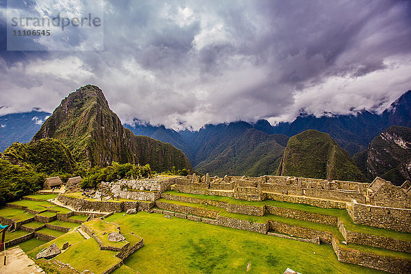 Machu Picchu Inka-Ruinen  UNESCO-Weltkulturerbe  Heiliges Tal  Peru  Südamerika