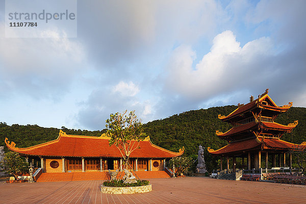 Thien Vien Truc Lam Ho-Tempel  Insel Phu Quoc  Vietnam  Indochina  Südostasien  Asien