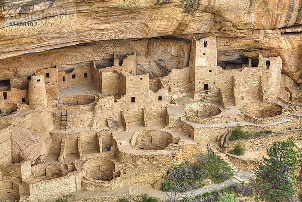 Anasazi-Ruinen  Cliff Palace  aus der Zeit zwischen 600 n. Chr. und 1300 n. Chr.  Mesa Verde National Park  UNESCO-Weltkulturerbe  Colorado  Vereinigte Staaten von Amerika  Nordamerika