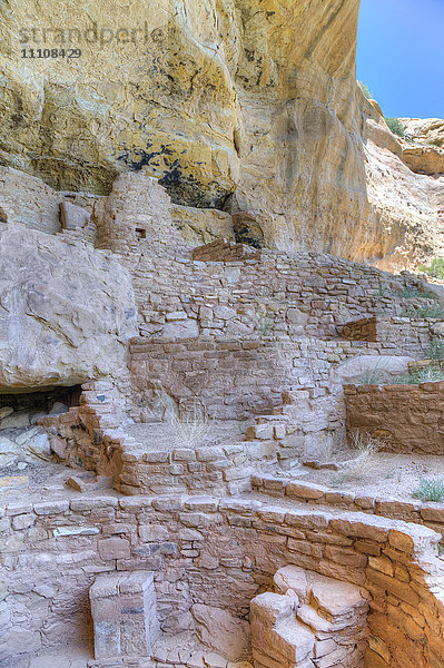 Kiva im Vordergrund  Step House Ruin  datiert von 626AD bis 1226AD  Mesa Verde National Park  UNESCO Weltkulturerbe  Colorado  Vereinigte Staaten von Amerika  Nordamerika