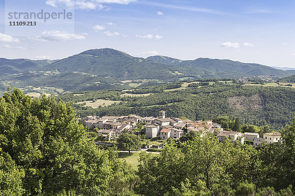 Das Dorf Logna in der Valnerina  Umbrien  Italien  Europa