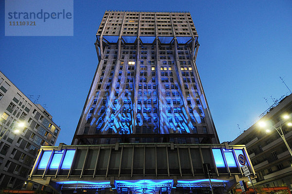 Europa   Italien   Lombardei   Mailand   torre Velasca Gebäude