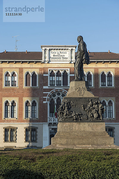 Italien  Lombardei  Mailand  Piazza Buonarroti  Casa Di Riposo Fondazione Verdi